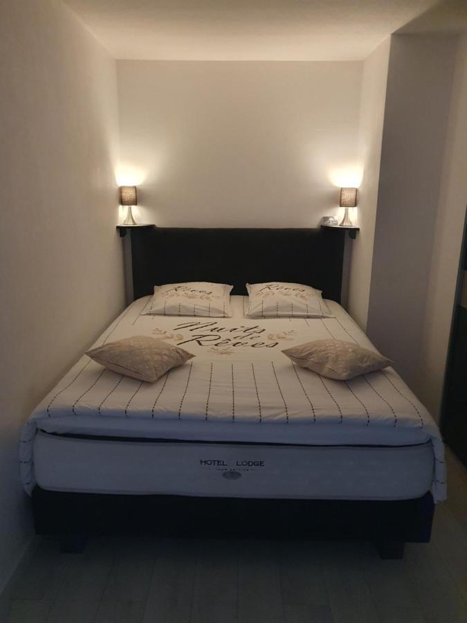 Chez Xavier appartement cosy vue mer et montagne Saint-Denis Extérieur photo